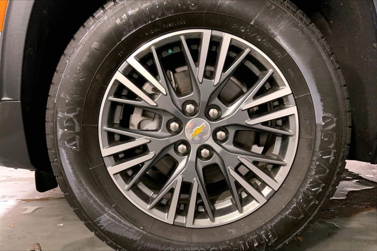 2024 Chevrolet Traverse AWD LT