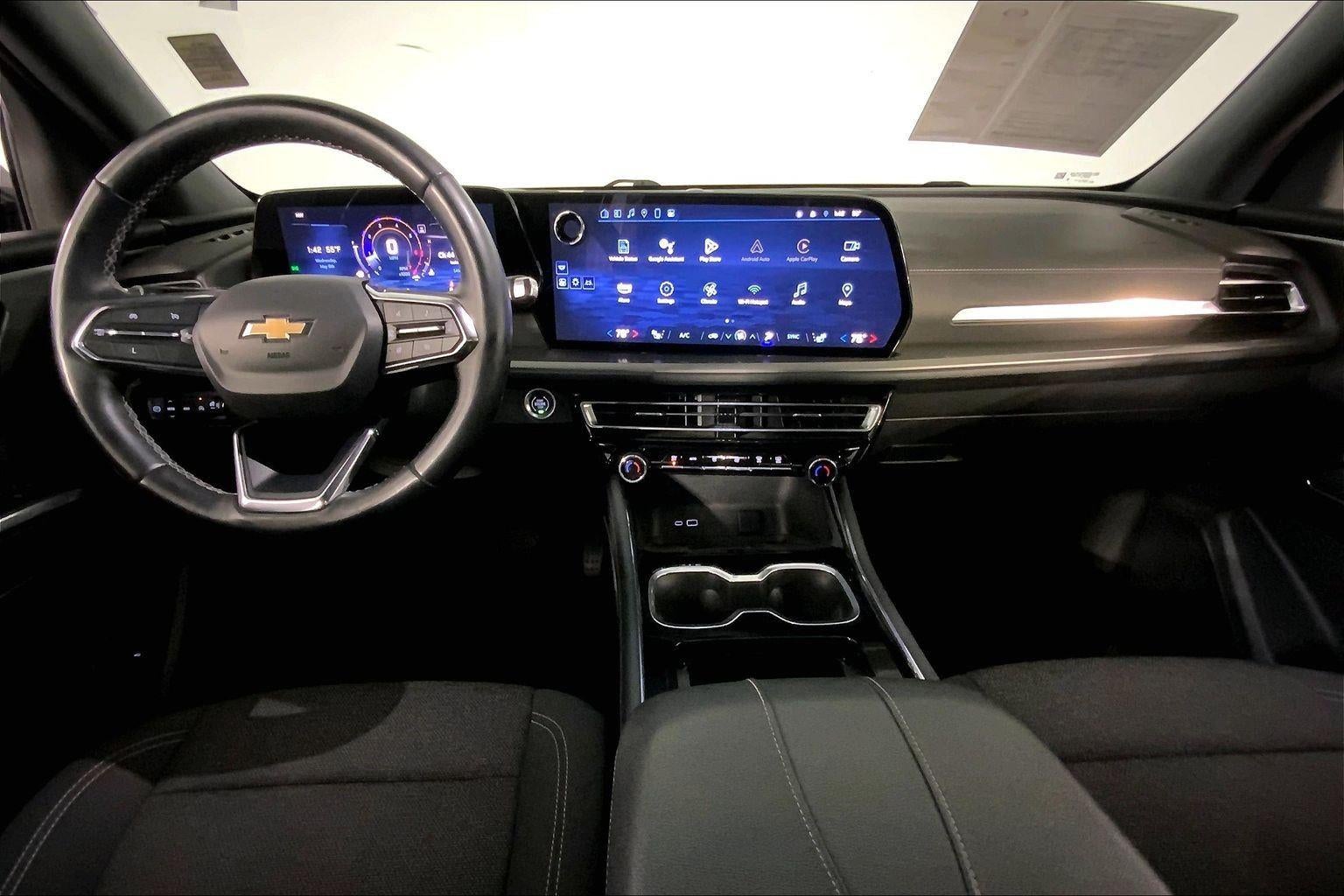 2024 Chevrolet Traverse AWD LT