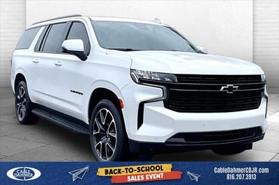 2023 Chevrolet Suburban 4WD RST