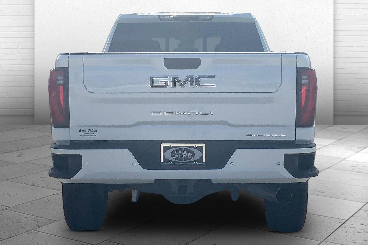 2026 GMC Sierra 2500 HD Crew Cab, Standard Bed, Denali Ultimate, 4WD