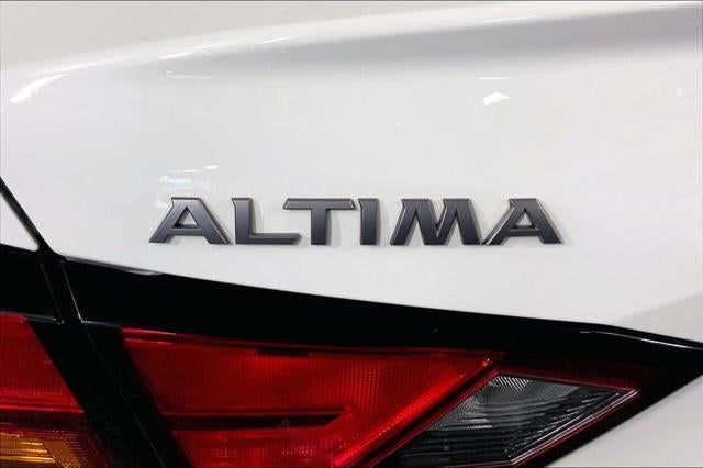 2025 Nissan Altima SV FWD