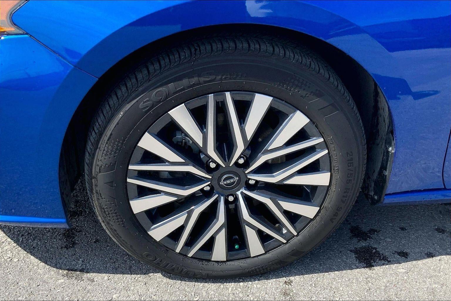 2025 Nissan Altima SV FWD