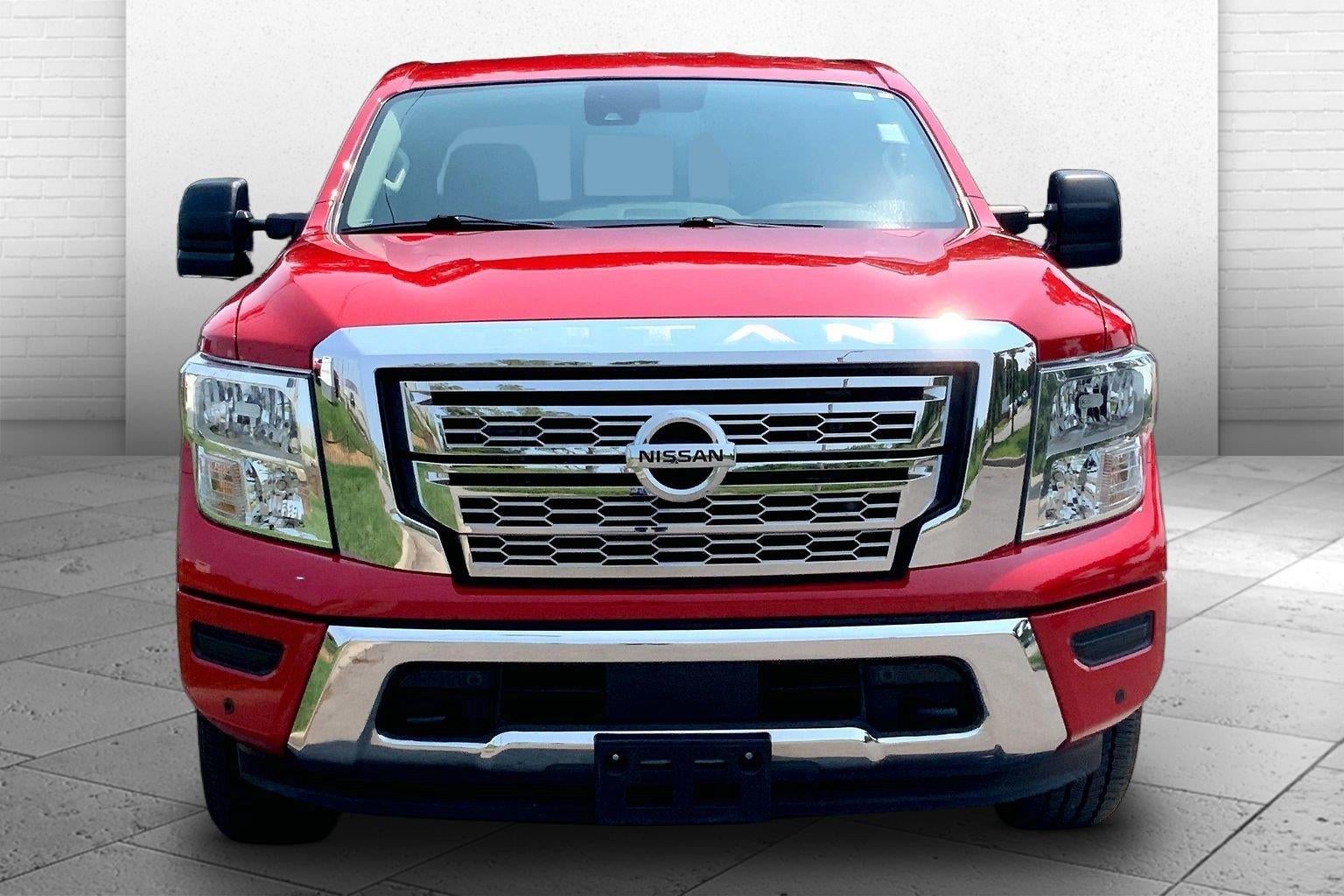 2022 Nissan TITAN Crew Cab SV 4x4