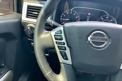 2022 Nissan TITAN Crew Cab SV 4x4