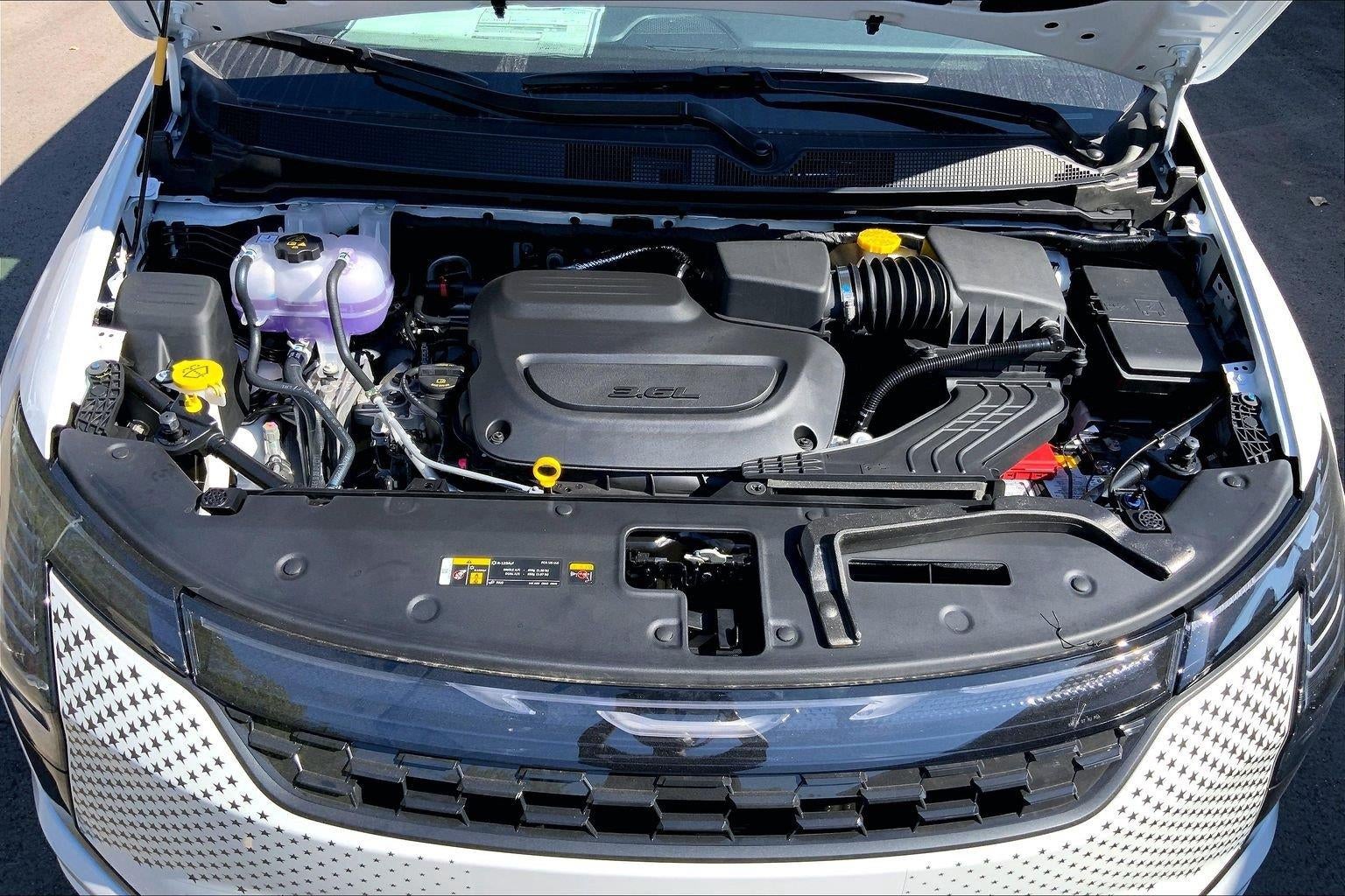 2027 Chrysler Pacifica PACIFICA SELECT