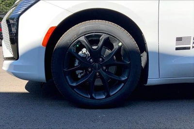 2027 Chrysler Pacifica PACIFICA SELECT