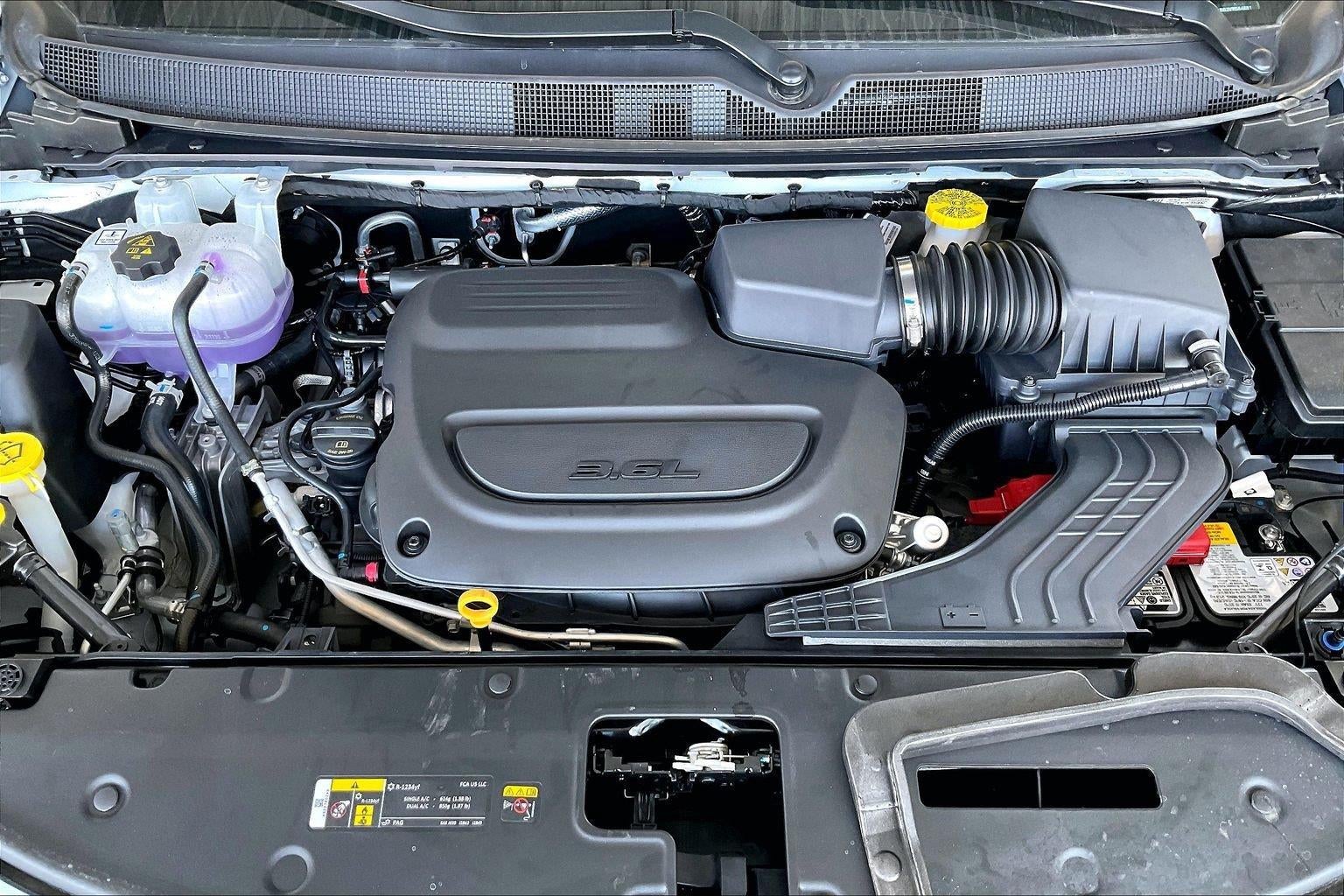 2027 Chrysler Pacifica PACIFICA SELECT