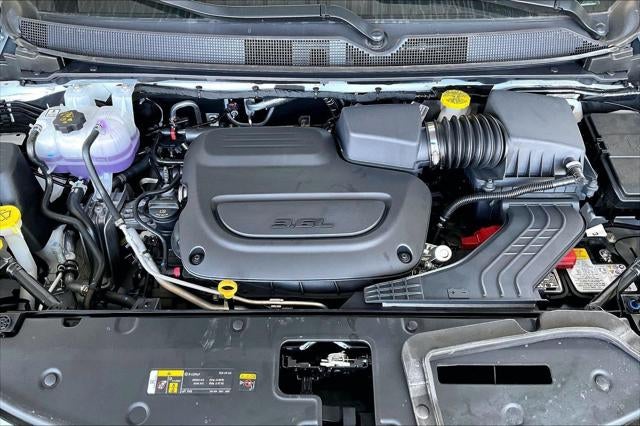 2027 Chrysler Pacifica PACIFICA SELECT