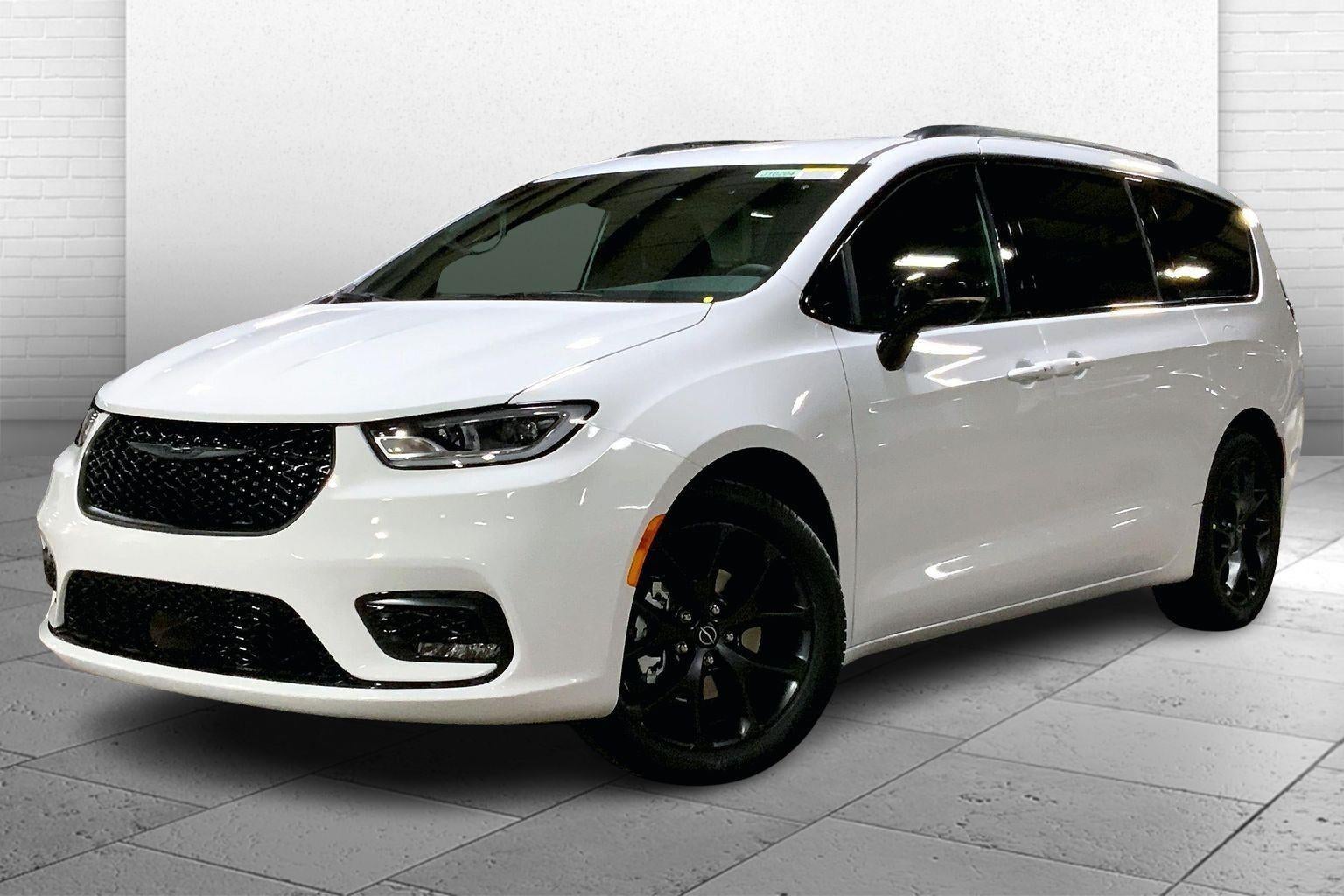 2026 Chrysler Pacifica PACIFICA SELECT