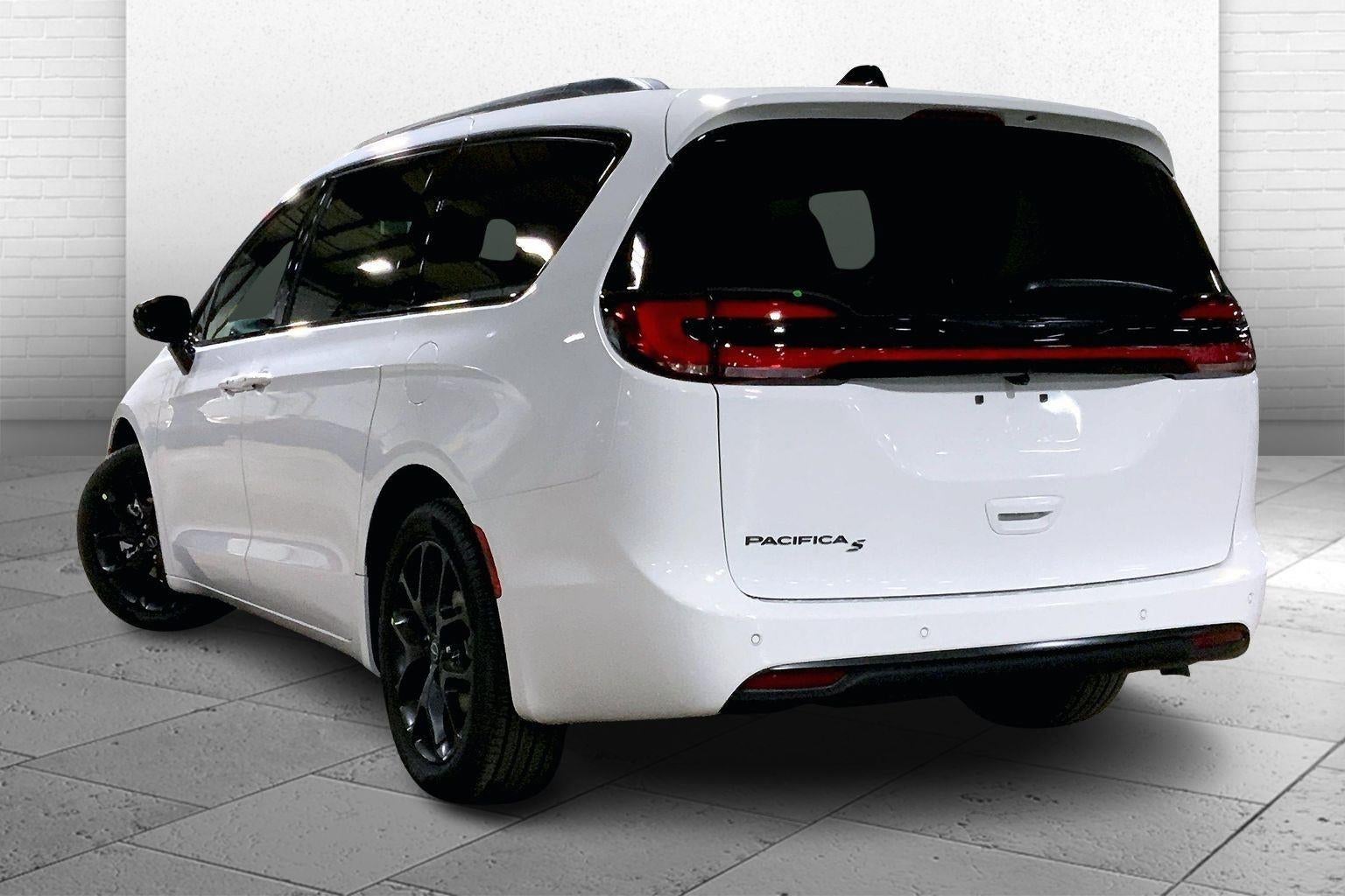 2026 Chrysler Pacifica PACIFICA SELECT