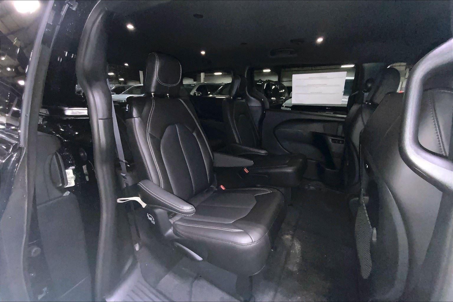 2026 Chrysler Pacifica PACIFICA SELECT