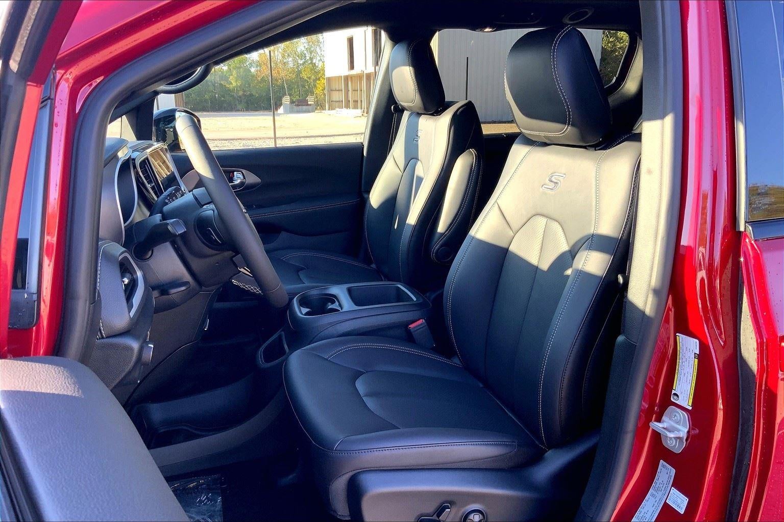 2026 Chrysler Pacifica PACIFICA SELECT