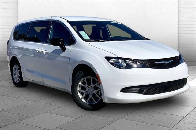 2026 Chrysler Voyager VOYAGER LX