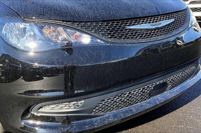 2026 Chrysler Voyager VOYAGER LX