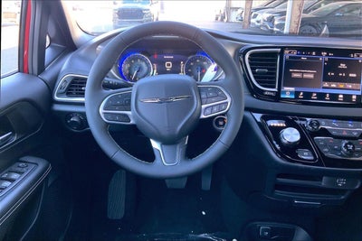 2026 Chrysler Voyager VOYAGER LX