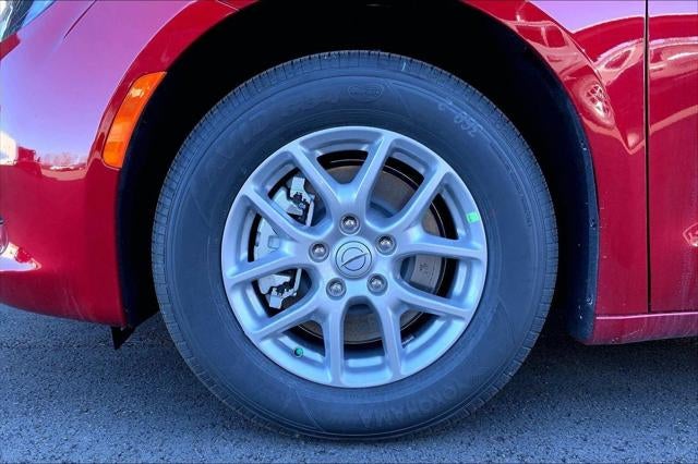 2026 Chrysler Voyager VOYAGER LX