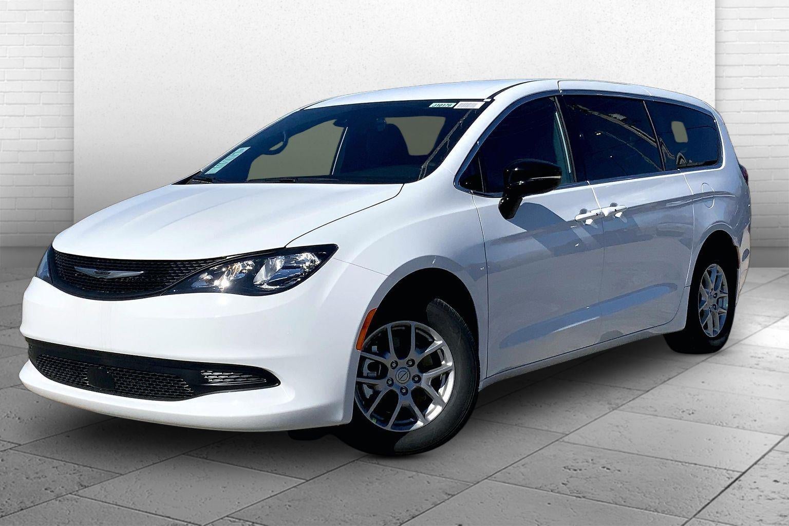 2026 Chrysler Voyager VOYAGER LX