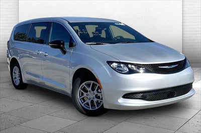 2026 Chrysler Voyager VOYAGER LX