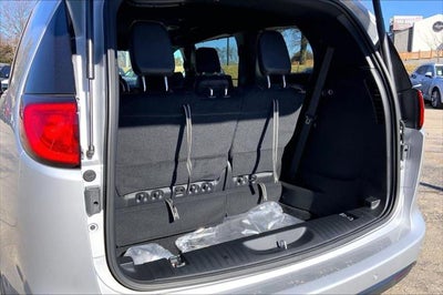 2026 Chrysler Voyager VOYAGER LX