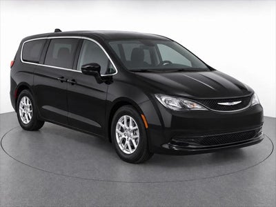 2024 Chrysler Voyager LX