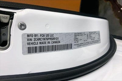 2023 Chrysler Pacifica Hybrid Pinnacle