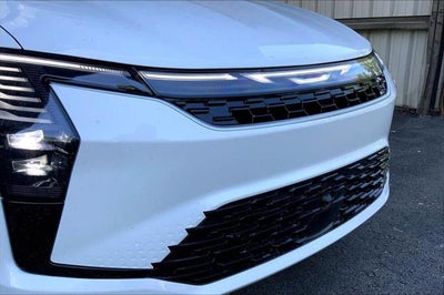 2027 Chrysler Pacifica PACIFICA SELECT AWD