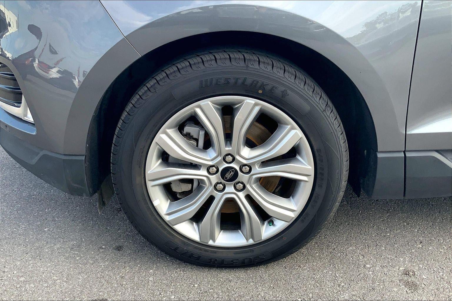 2024 Ford Edge Titanium