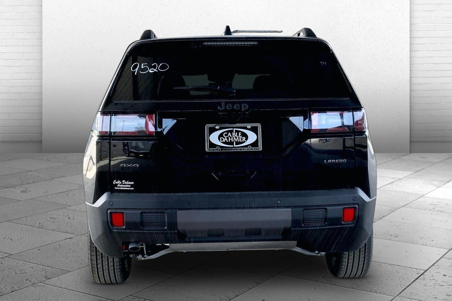 2026 Jeep Cherokee CHEROKEE LAREDO 4X4