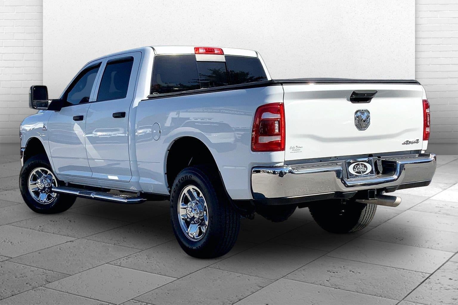 2024 RAM 3500 Tradesman Crew Cab 4x4 6'4' Box