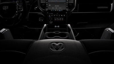 2027 RAM 3500 RAM 3500 LARAMIE CREW CAB 4X4 6'4' BOX