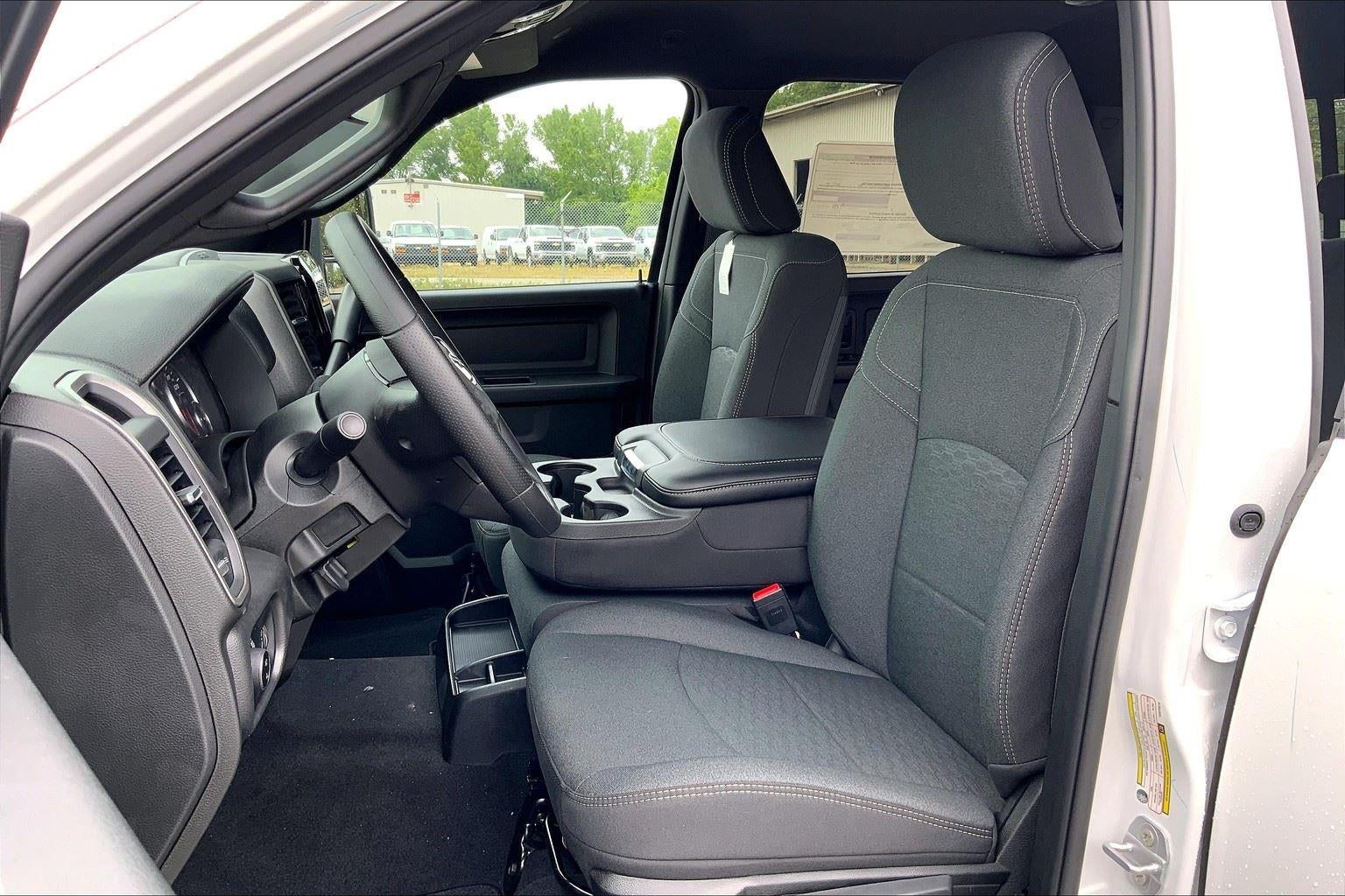 2025 RAM Ram 2500 RAM 2500 TRADESMAN CREW CAB 4X4 6'4' BOX