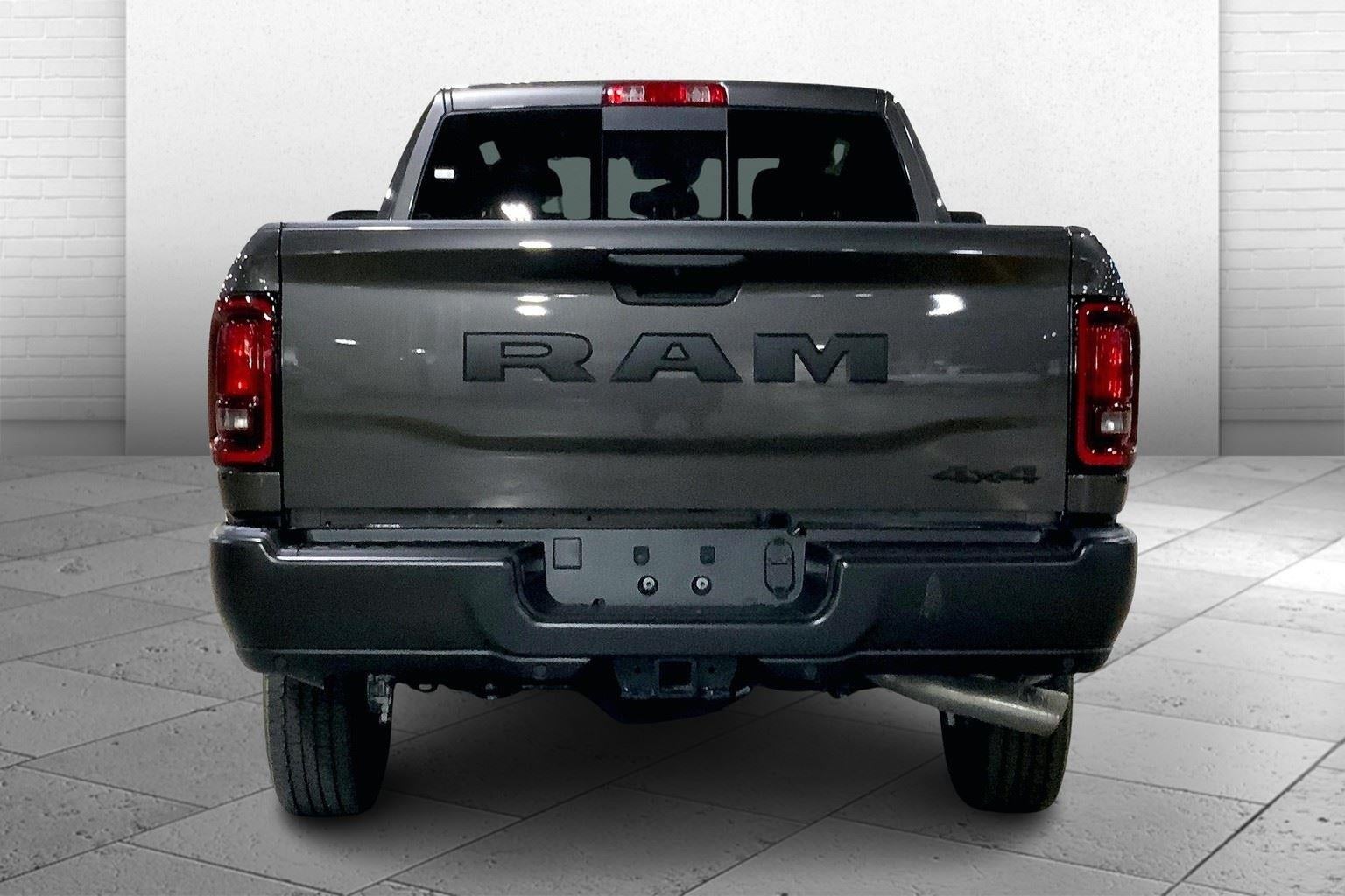 2025 RAM Ram 2500 RAM 2500 TRADESMAN CREW CAB 4X4 6'4' BOX