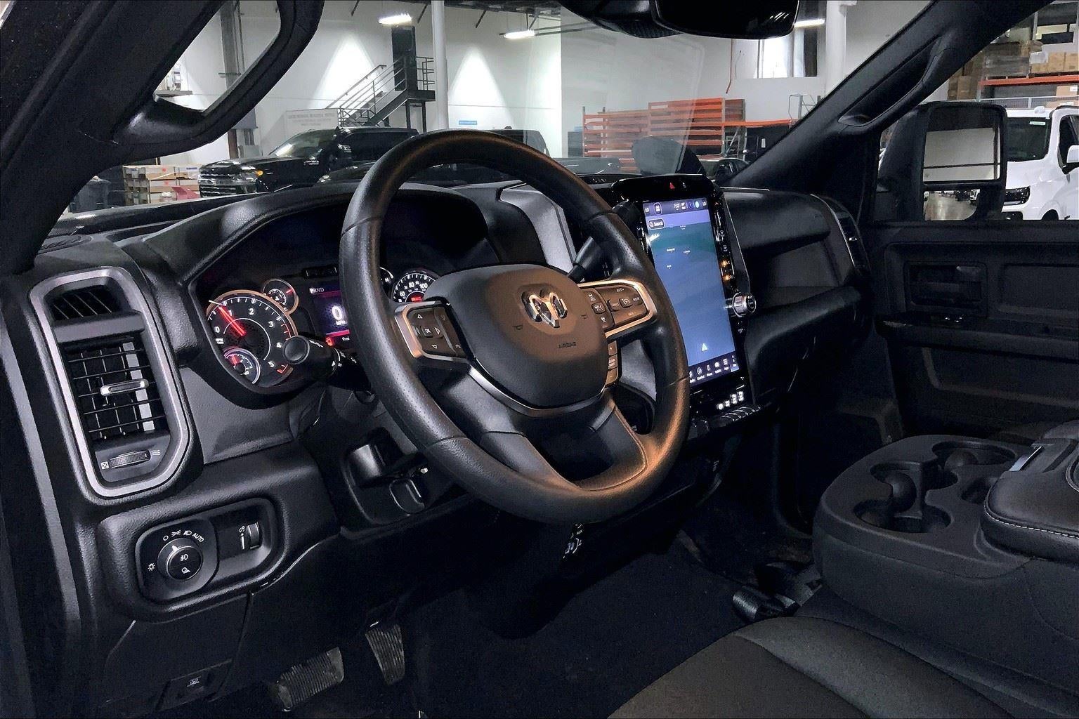 2025 RAM Ram 2500 RAM 2500 TRADESMAN CREW CAB 4X4 6'4' BOX