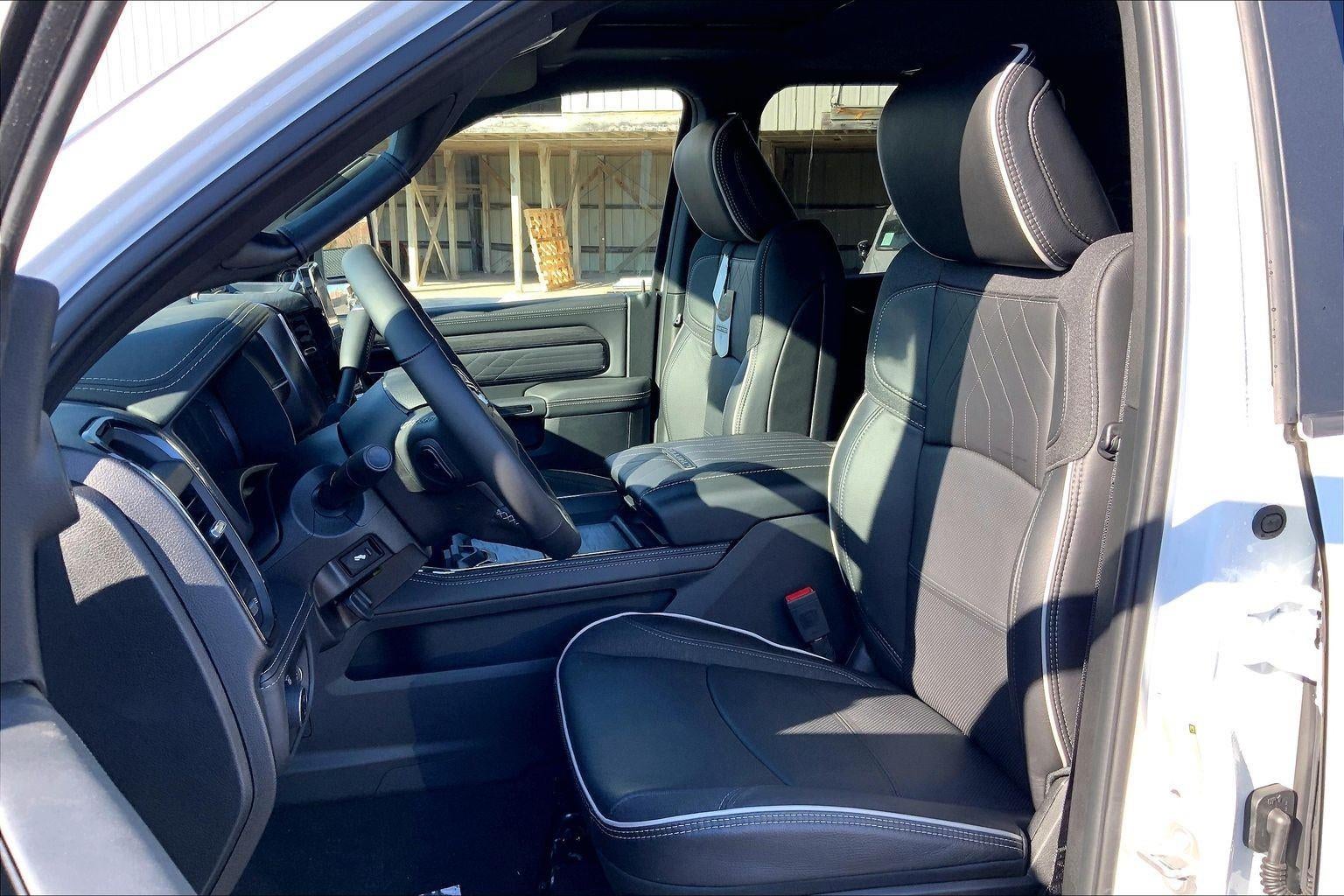 2026 RAM Ram 2500 RAM 2500 LIMITED MEGA CAB 4X4 6'4' BOX