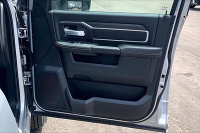 2026 RAM 3500 RAM 3500 BIG HORN CREW CAB 4X4 8' BOX