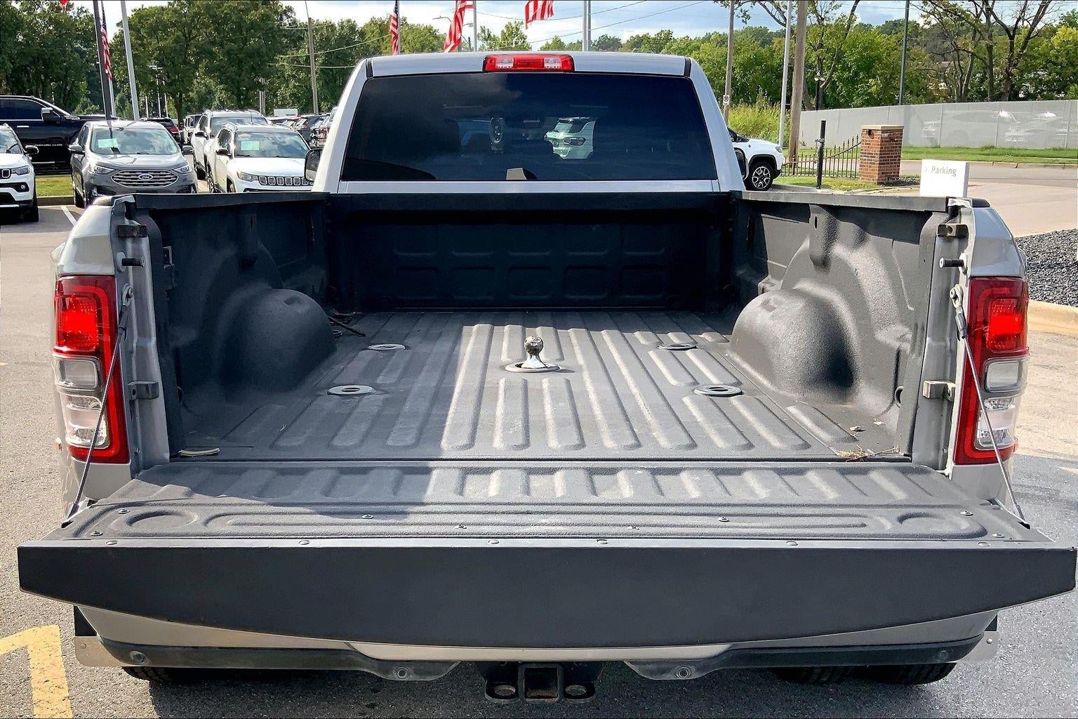 2022 RAM 3500 Big Horn Crew Cab 4x4 8' Box