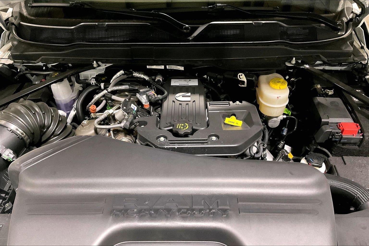 2026 RAM 3500 RAM 3500 LARAMIE CREW CAB 4X4 8' BOX