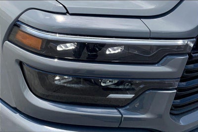 2026 RAM Ram 3500 RAM 3500 LARAMIE CREW CAB 4X4 8' BOX