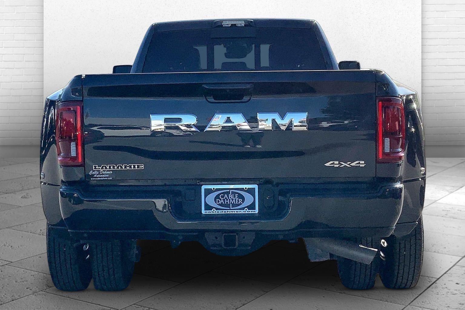 2026 RAM 3500 Laramie Crew Cab 4x4 8' Box