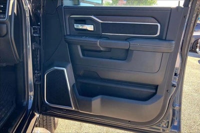 2026 RAM 3500 Laramie Crew Cab 4x4 8' Box