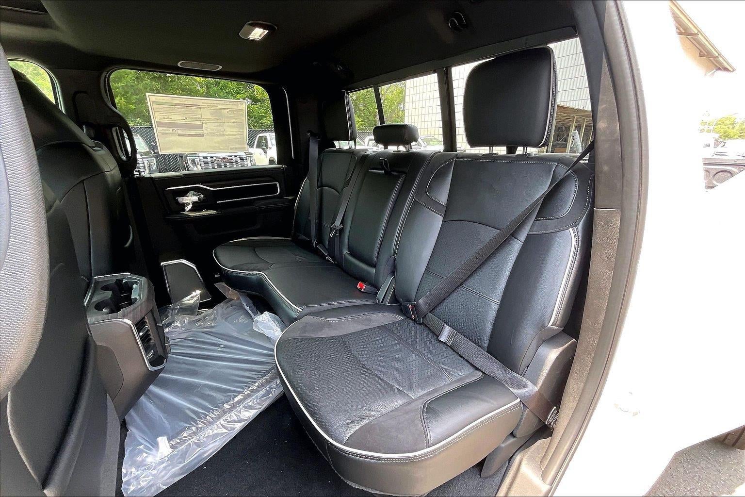 2026 RAM Ram 3500 RAM 3500 LARAMIE CREW CAB 4X4 8' BOX
