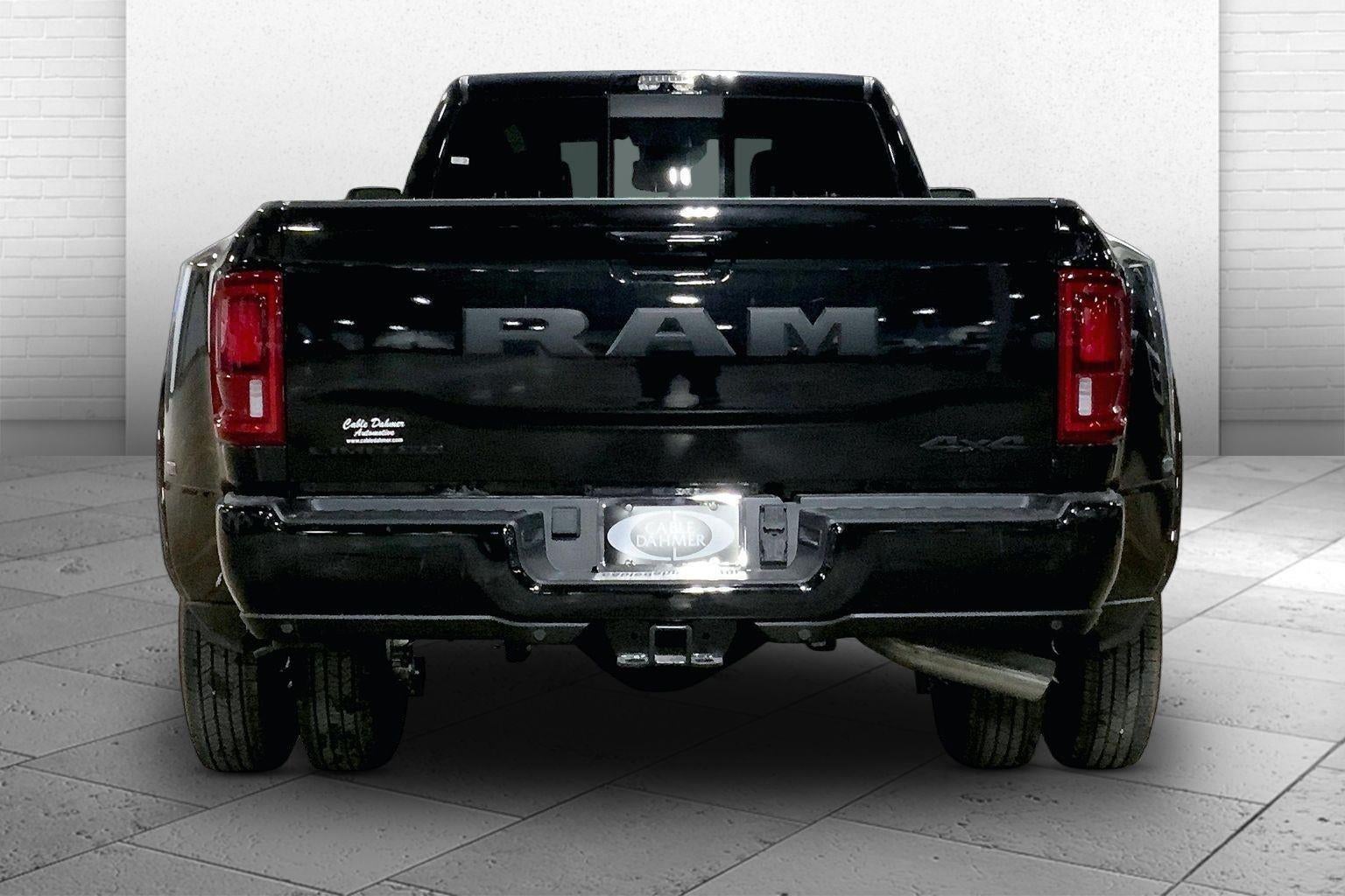 2026 RAM Ram 3500 RAM 3500 LIMITED CREW CAB 4X4 8' BOX