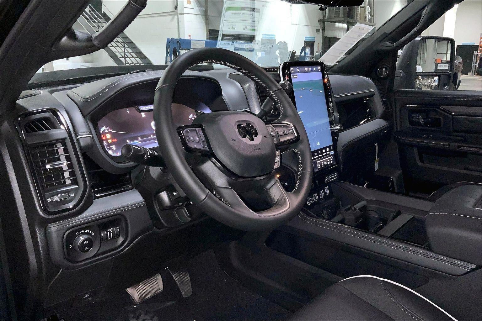 2026 RAM Ram 3500 RAM 3500 LIMITED CREW CAB 4X4 8' BOX