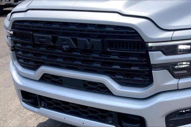 2026 RAM Ram 3500 RAM 3500 LIMITED CREW CAB 4X4 8' BOX