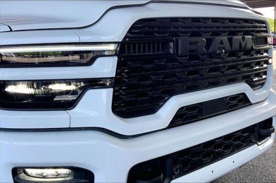 2026 RAM Ram 3500 RAM 3500 LIMITED CREW CAB 4X4 8' BOX