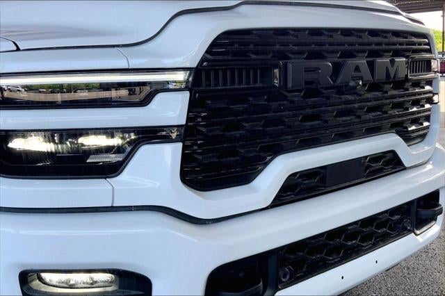 2026 RAM Ram 3500 RAM 3500 LIMITED CREW CAB 4X4 8' BOX