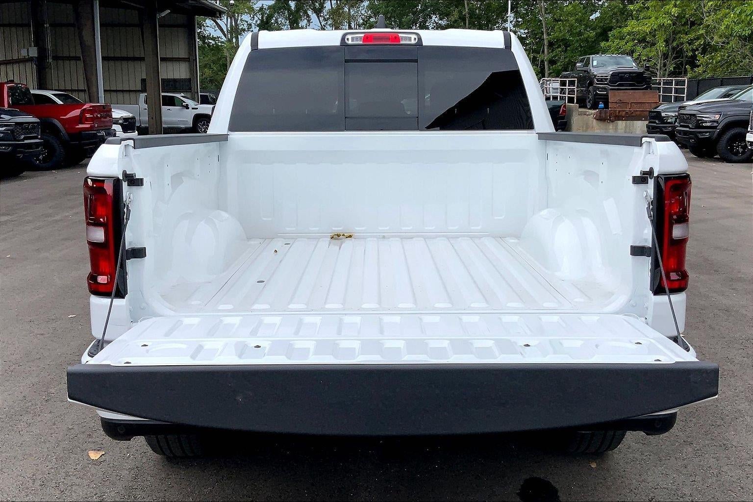 2026 RAM 1500 Big Horn Crew Cab 4x4 5'7' Box
