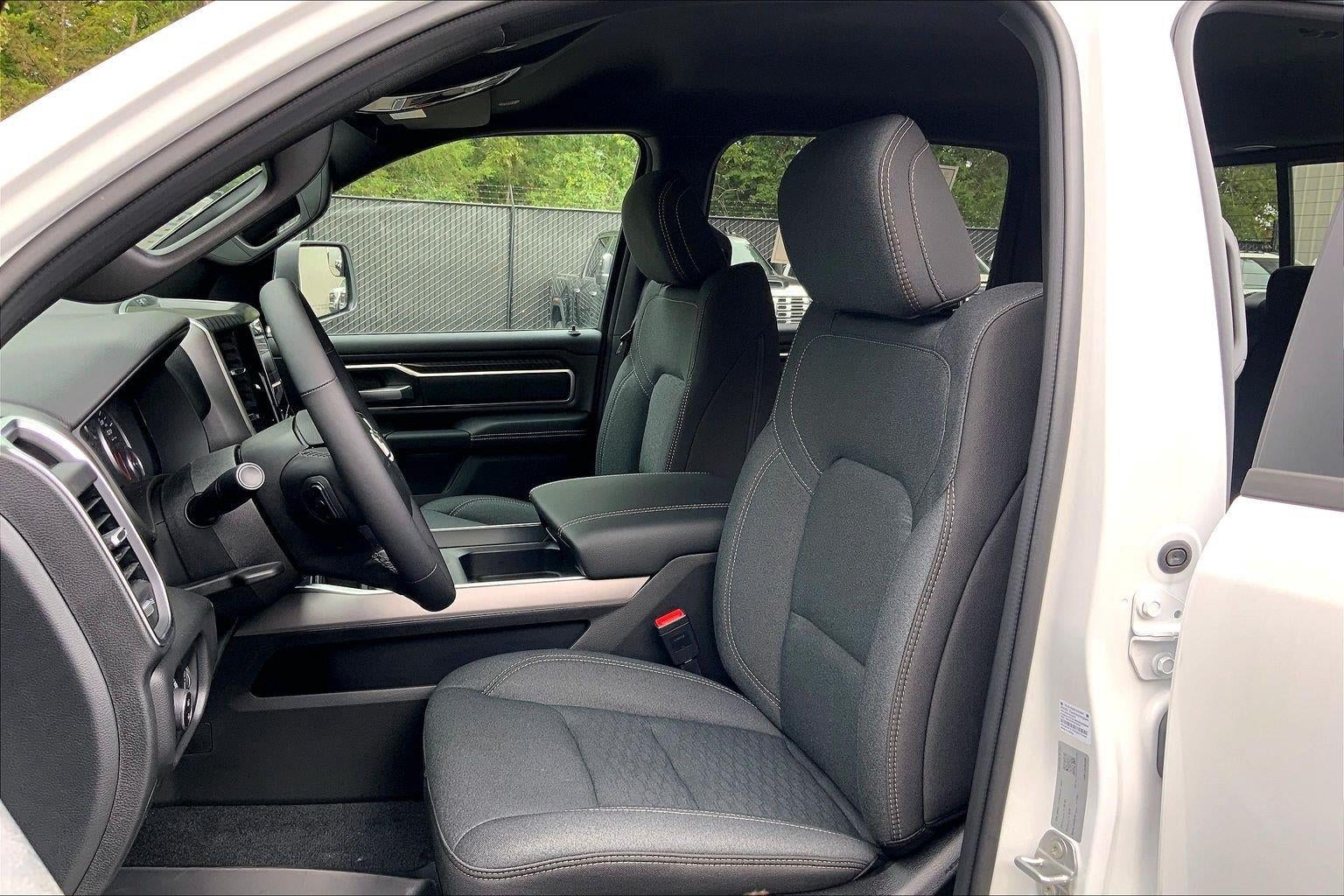 2026 RAM 1500 Big Horn Crew Cab 4x4 5'7' Box