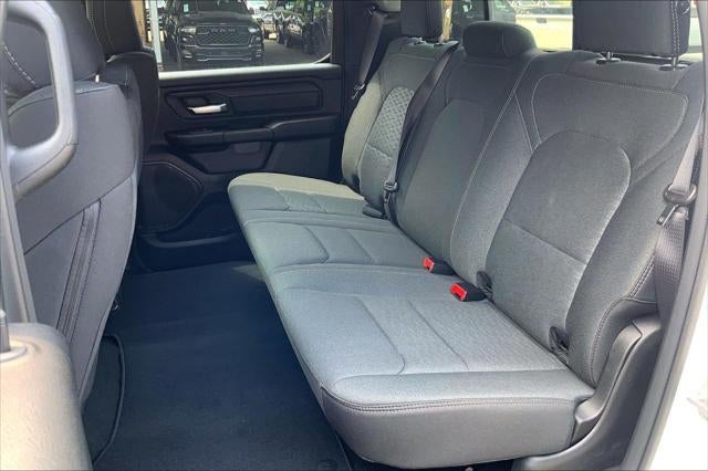 2026 RAM 1500 RAM 1500 EXPRESS CREW CAB 4X4 5'7' BOX