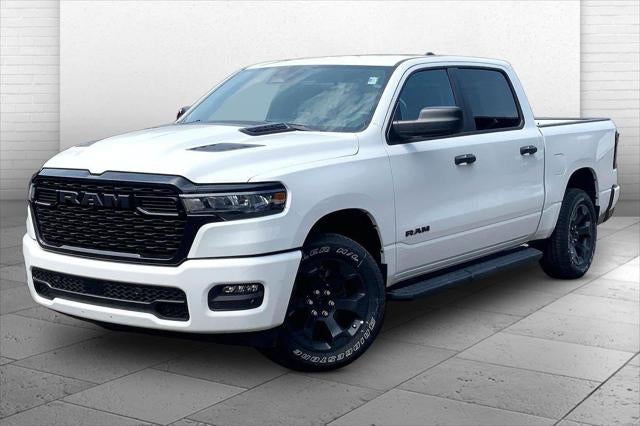 2026 RAM 1500 RAM 1500 EXPRESS CREW CAB 4X4 5'7' BOX